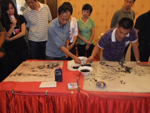 茶事活动 丹青神韵 书画盛会：大益集团70周年庆全国感恩茶会之“丹青神韵——书画鉴赏与收藏”在沈阳举行 